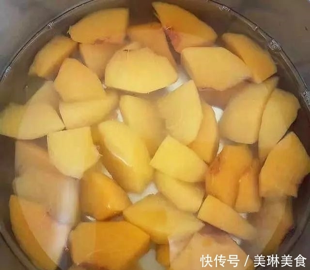 冰糖|立秋后,坚持每天吃一点,晒黑的皮肤白回来了