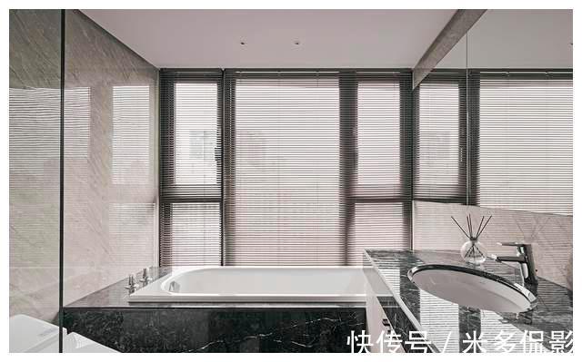 一刚一柔|爱花的夫妻俩晒出132㎡新房，全屋没用一盆绿植，却高级的自然