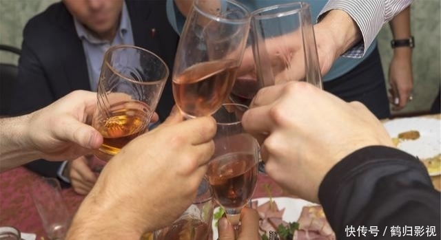 奔四的女人,如何摆脱黄脸婆?戒一事,忌二物,做三勤,吃四果