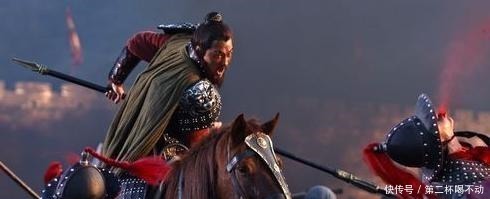 作为“三朝元老”的林冲,为何排名上,不如五虎上将之首的关胜!