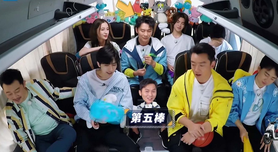 跑男|《跑男》為何要力捧21歲的蔡徐坤黃明昊連續(xù)兩期做客,就是答案