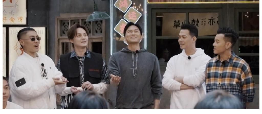 《大湾仔的夜》嘉宾选择提高节目热度，后期剪辑影响观看体验