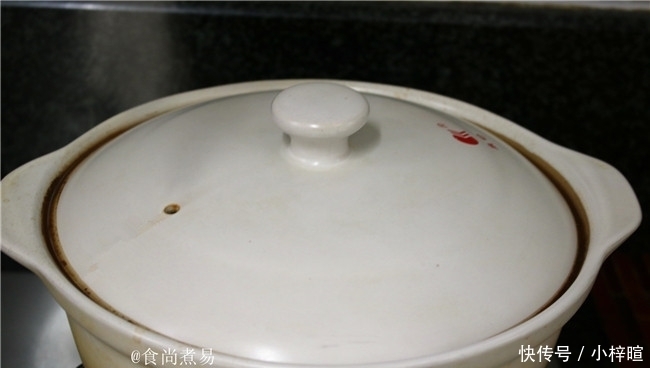 做卤味,卤水配料很重要,配方收起来,越卤越香,拿黄金都不换