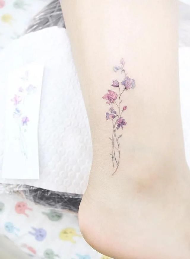 颠覆你的认知,13个专属女孩的纹身,光看看就觉得很美