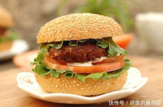 寿命|缩短人体寿命的8个行为,抽烟只排第4,排第1的很多人无法避免