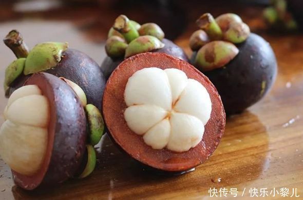 水果|儿科医生夏天少给孩子吃这4种水果,很容易伤脾胃,还不自知