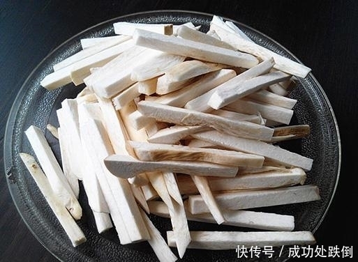 试试|面色蜡黄还肤色不匀?快试试做这道烂肉杏鲍菇,改善肤色!