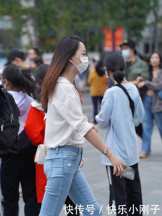 裙子|超显高的短款打底裤穿搭，裙子是个不错的选择，气质提升