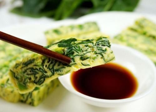 分享一款蔬菜鸡蛋糕，软嫩鲜香，营养美味，适合孩子的早餐美食