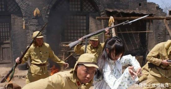 包子|抗日神剧10大雷人设定，石头炸飞机，包子炸鬼子！