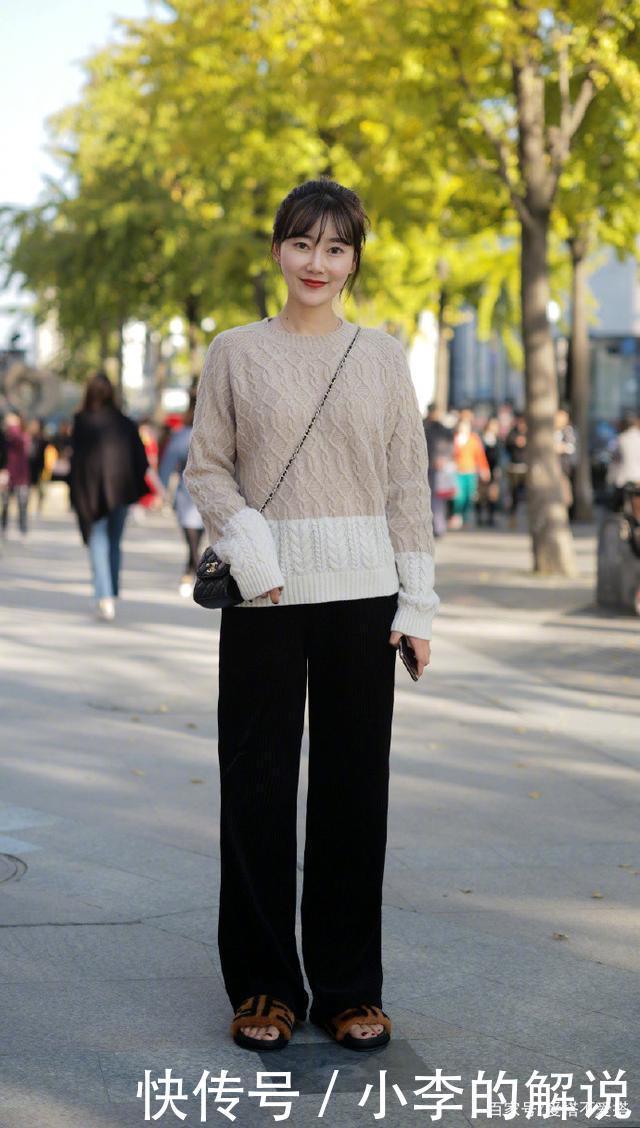 女人再懒也少用阔腿裤配卫衣，现流行“毛衣+阔腿裤”，保暖好看