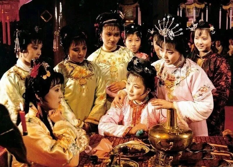 京都竹枝词#《红楼梦》最经典的9首诗词,读懂了才是人生!