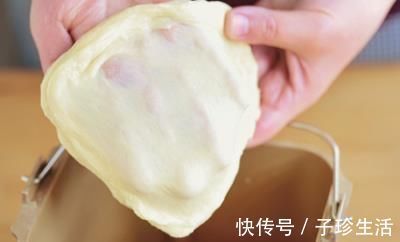 一碗面粉,一包牛奶,掌握这个配方,这款面包的造型也比较简单