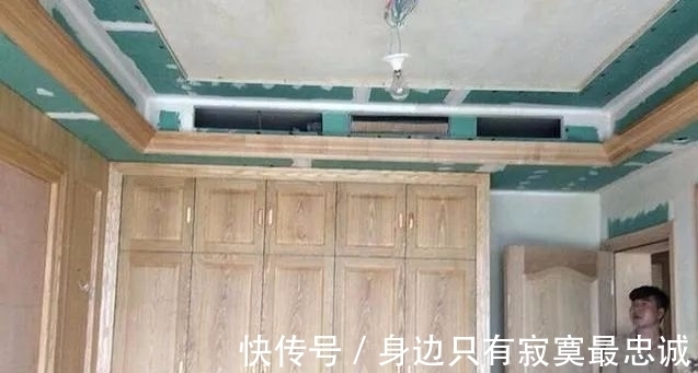 装修|参观朋友装修中的家,一进门就被吓到了,足足花了20万打家具