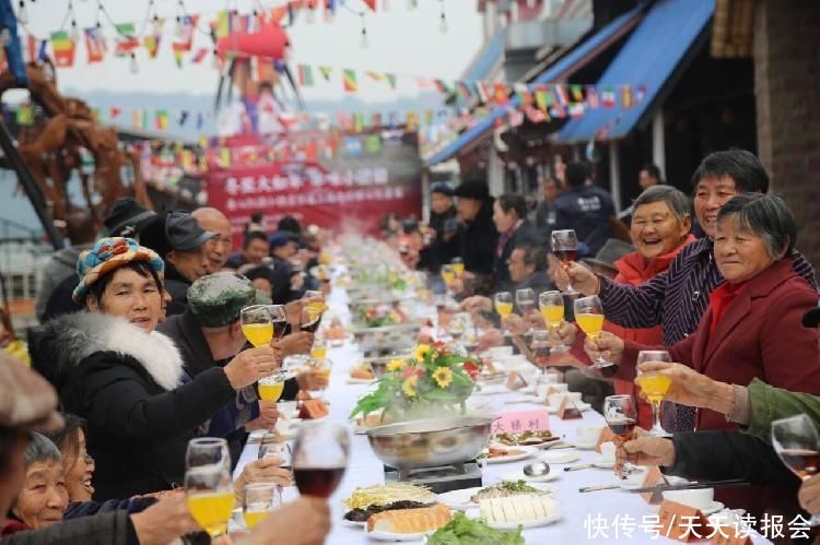  喝羊肉汤|10斤一个的饺子吃过吗？重庆一景区邀游客制作“超级饺子”迎冬至