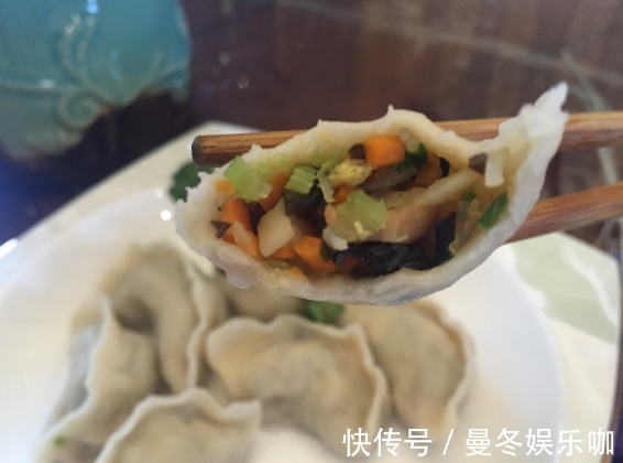 韭菜|调韭菜馅，调料牢记“2放2不放”，韭菜翠绿不出水，鲜味足，好吃