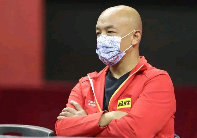 封王|国乒背后功勋!53岁老帅成就最快大满贯,如今再助弟子世乒赛封王