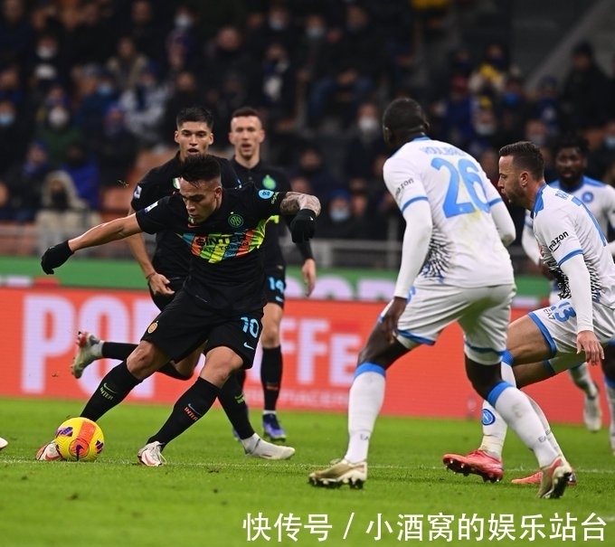 默滕斯|从0-1到3-2!意甲争冠形势乱了 榜首两强栽了,国米成大赢家