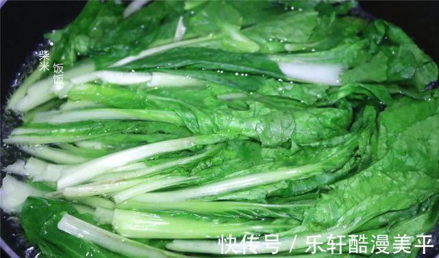 秋天吃饺子，这馅料才是真鲜，比韭菜馅更好吃，别错过