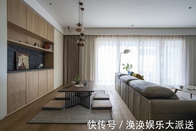 装修|大户型的现代实木风格装修,让生活回归平淡,享受平凡生活