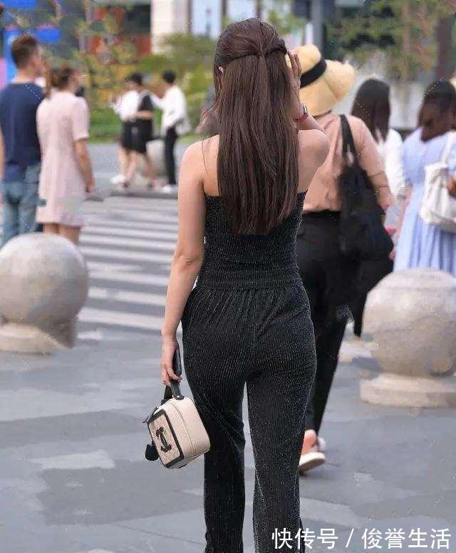 穿搭|时髦个性的瑜伽裤显得优雅大气，分外展示时髦气质，减龄美丽