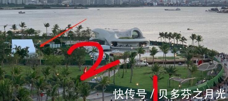 綠布|中餐廳第三期錄制地點遭網友圍觀，導演為防代拍，用綠布層層圍住