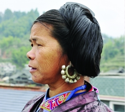  败坏|石奶引16岁因太美被画在人民币上，多年过去，岁月败坏了容颜