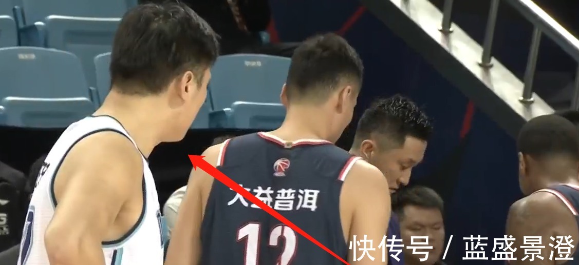 疲劳期|疲劳期!广东男篮落后10分后打了一波8-0,32号球员偷听战术!