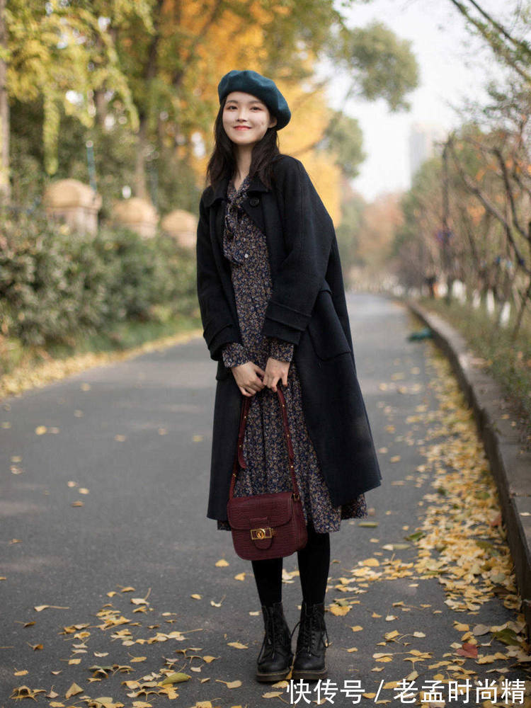 搭配|大衣+碎花裙搭配,优雅大方有韵味
