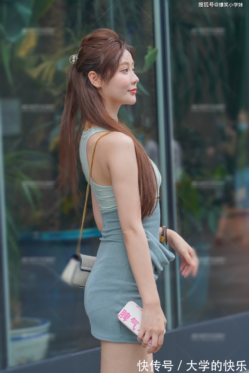 |搞笑段子:丈母娘在重点中学教语文,她看到我写给女友的情书