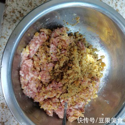 超下饭的红烧肉丸子，一学就会