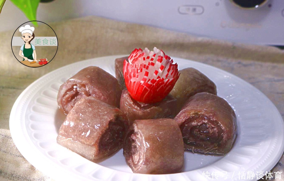 包子|此美味,我隔三差五做一次,两手一卷比包子香,每次蒸2锅不够吃