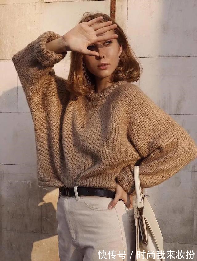 显瘦 今年毛衣流行这么塞!超显瘦还显高5cm!