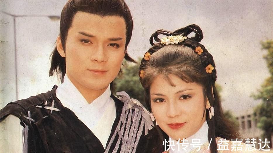 打狗棒法&黄衫女武功表明,她与郭靖黄蓉的渊源,比杨过小龙女更深