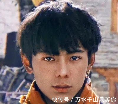 秀一秀|黄晓明《中餐厅》路透曝光,穿白色衬衫超帅气,嘉宾阵容疑曝光