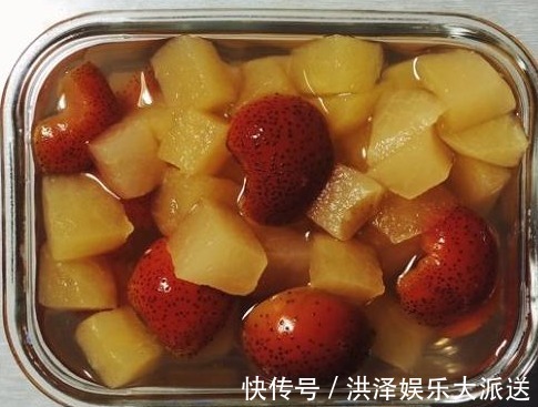 红枣|苹果和此物一起煮,血管畅通了,肚子不鼓了,女性不想显老可试试