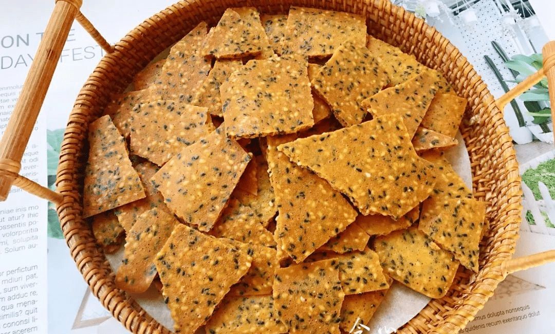 啦嘣脆，无需打发的芝麻脆，两颗鸡蛋就能做一大盘！