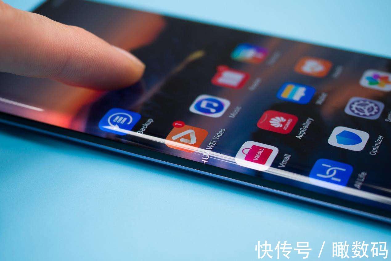 M华为5G新机下月将发布,Mate50最早6月见,携麒麟鸿蒙再战iPhone13