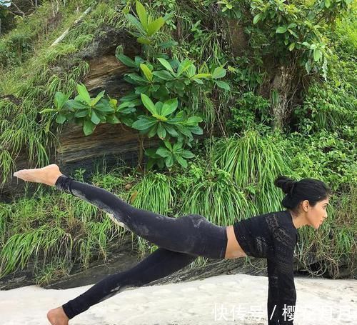 冲刺式|入门瑜伽,这样简单容易操作的体式,见一个练一次