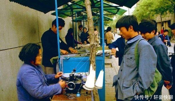 冰棍|老照片:记忆中的80年代,路边的小吃摊很干净,冰棍很便宜