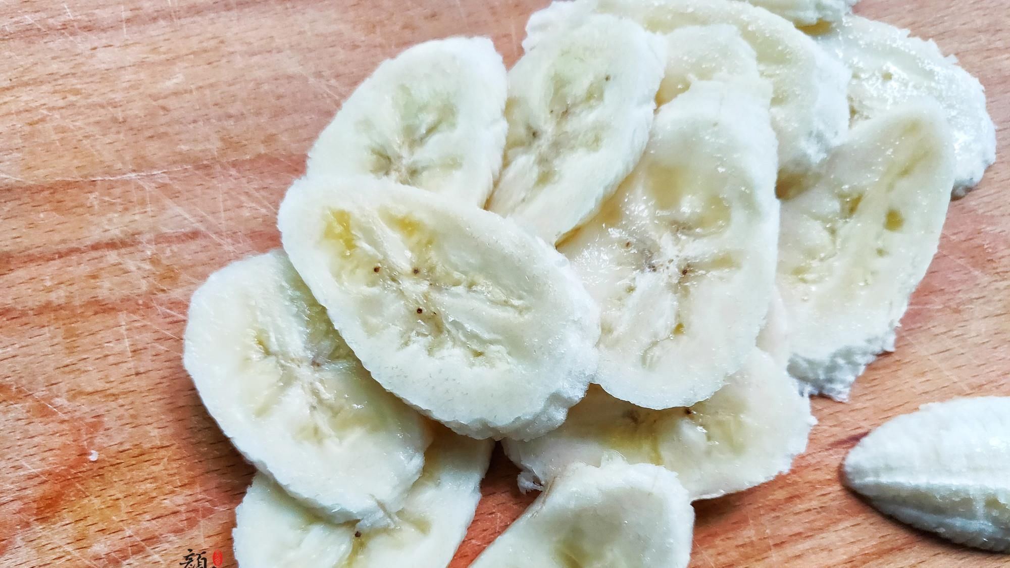 步骤|香蕉最馋人的做法,我家隔三差五做,外酥里软,全家都爱吃