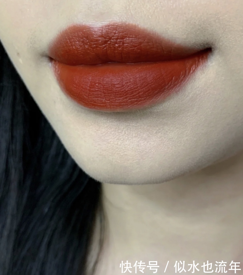 新品|这些口红新品唇釉“真香”，无论薄涂厚涂都很好看！