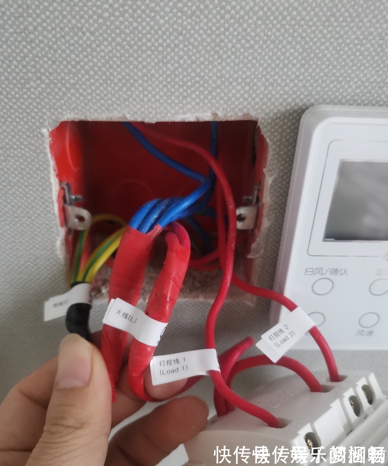 插座|以前不懂,开关插座“做一排”!其实早该这样做,好看实用又高级