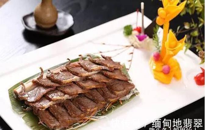 白切牛|美食推荐:白切牛肋骨、香翻天、土炉骨汤浸豆腐制作方法