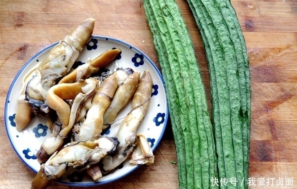 丝瓜还可以做饺子吆，满口鲜香，皮薄馅美，一顿能吃一大锅