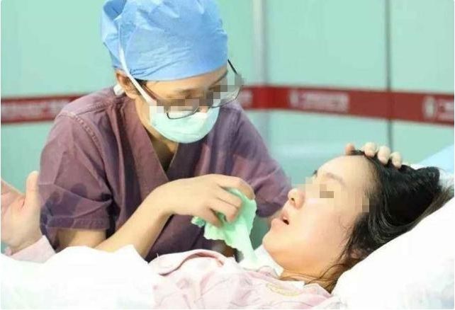 阿昭|宝宝出生后，为何护士会让宝妈分辨男女？他们并不是在“找茬”