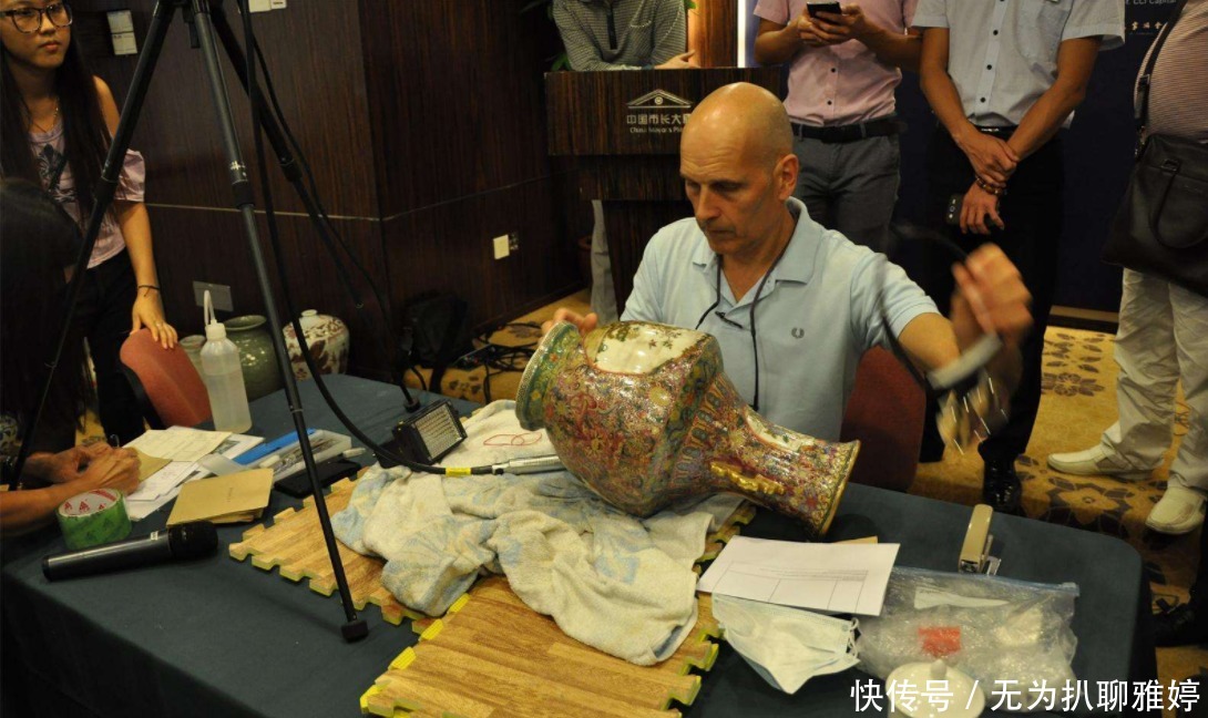 拍卖行的成|为何同样的藏品,在拍卖行就要几百万,在我们手中却只有几块?