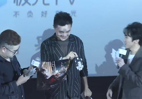  主持|穿书自救指南：第二季明年播，求优化冰妹漠建模，制作公司未确定