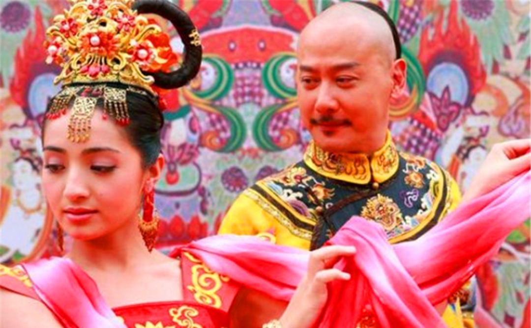 老寿星|乾隆退位后举办“千叟宴”,为何用过御膳后多位老寿星接连去世?