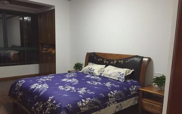 新房|和老公把新房装好了,亲戚一看,都说简直不像年轻人住的!